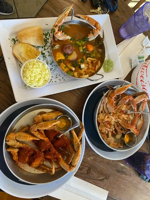 OMG, I'm Totally Hooked! | Galveston Seafood Feast 🦞🌊