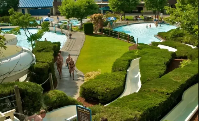 Seattle Summer Escape | Slidewaters Water Park