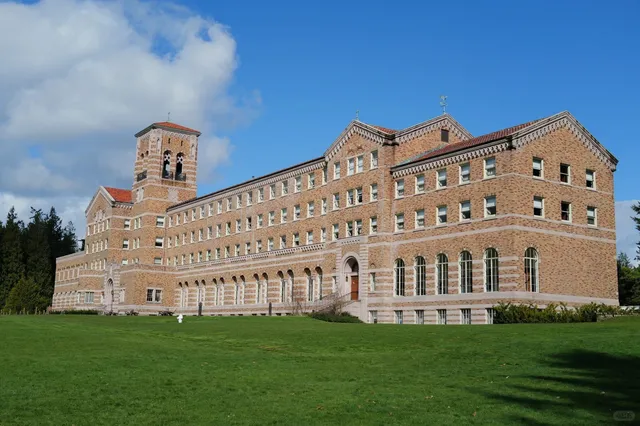 ​​St. Edward State Park | Seattle's Hidden Forest Sanctuary 🌲🏛️​​