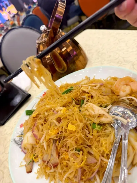 San Francisco Hot-Off-the-Press Review – Fresher Than the Food We Got 