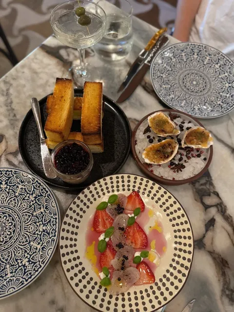 Aegean Tapas Bar with 100% Photo-Worthy Vibes 🧡