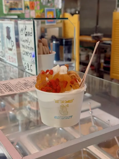 🇺🇸 LA’s Coolest Asian-Inspired Ice Cream Spot! 🍦✨