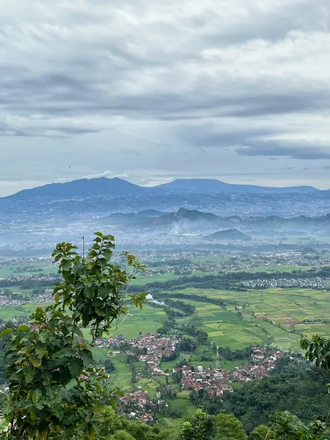 🌄 Weekend Escape: Camping in Bandung’s Mountain Paradise