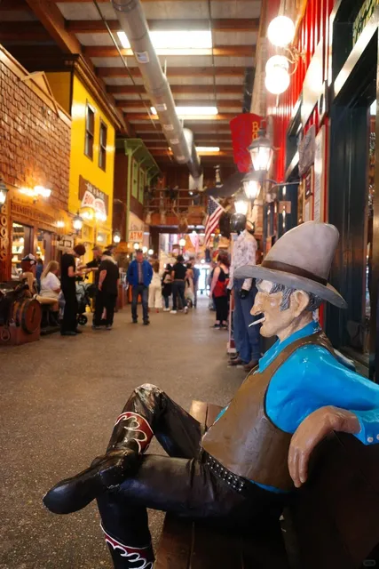 The Perfect Long Weekend Getaway for Nature & History Lovers 