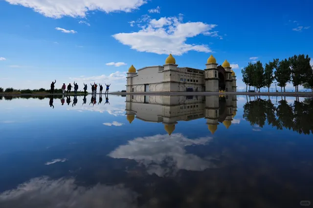 Secrets to Capturing the Perfect Reflection 📸✨  