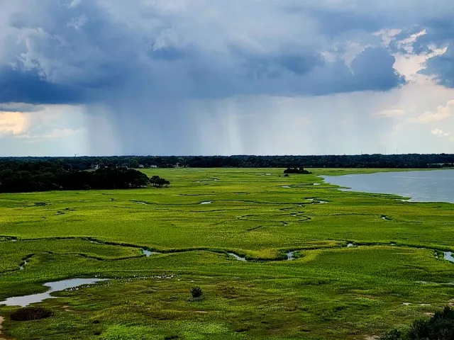 A Unique Stay in Charleston 🏙️