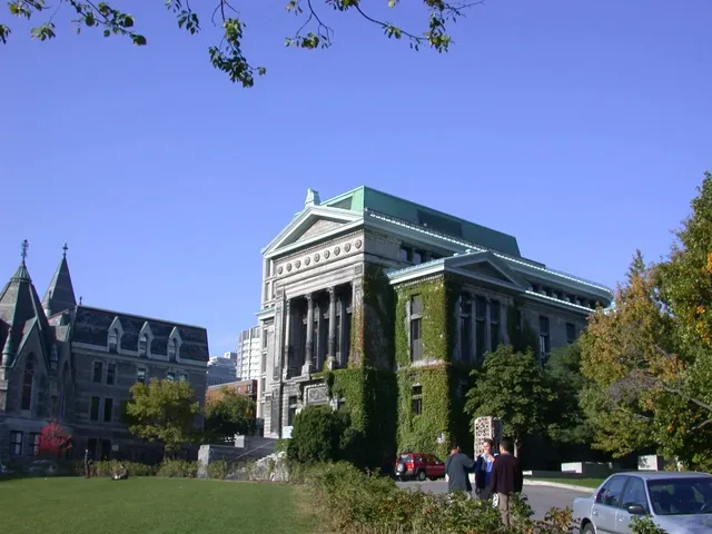McGill University 🎓
