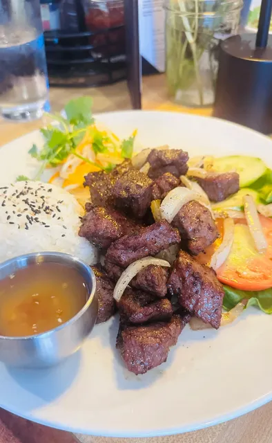 A Hidden Vietnamese Gem in St. Louis: Saigon Cafe