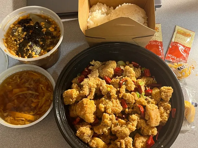 🇺🇸 Spicy J’s in Fresno – A Flavorful Stop!