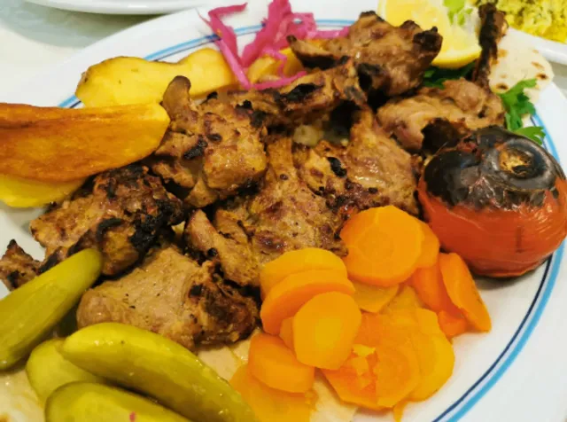 Iran | Dining in Isfahan. Shahrzad Restaurant