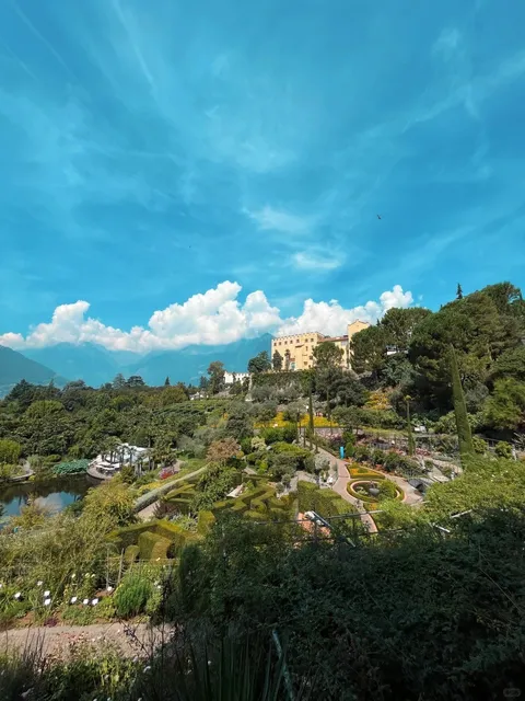 Strolling the Flower - Paved Path in Merano's Garden Paradise 🌸🏰