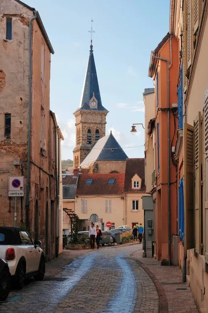 🏰 Hidden Gem Town Near Paris 🏰