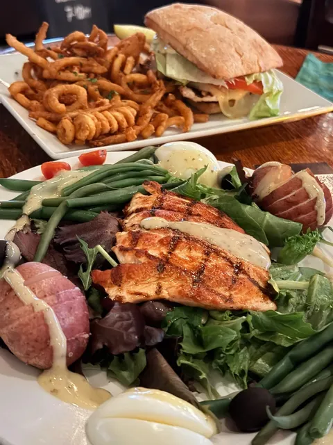 Logan Square Spots for Date Night Drinks 🥂💕