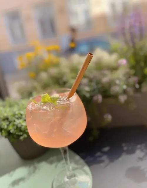 🇪🇪 Tallinn’s Stunning Michelin-Recommended Restaurant🧀