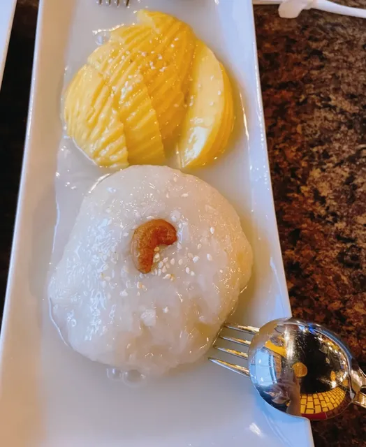 The Best Thai Restaurant in Halifax: Kajohn-Thai 🇹🇭✨