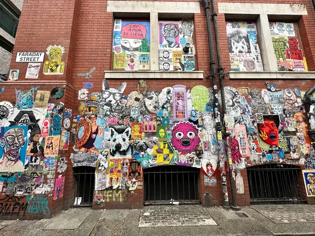 🇬🇧 Another Day of Exploring Manchester!