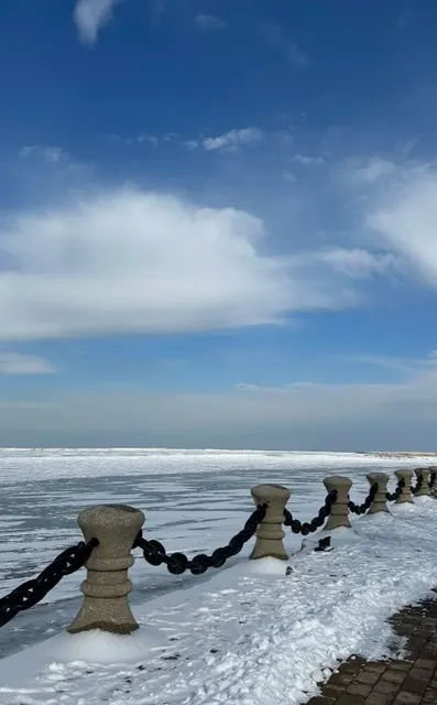 🧊Pier Volleyball Courts | Cleveland's Winter Wonderland