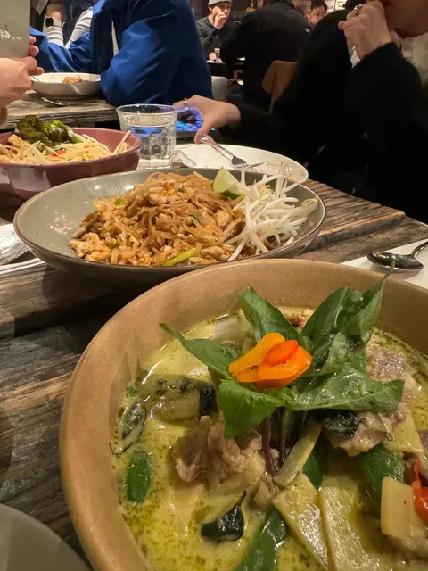 New York Up Thai: Hits and Misses 🌟