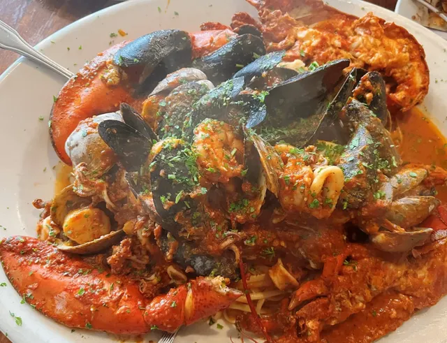 🦞 Boston's Giacomo: That $94 Seafood Pasta ‼️