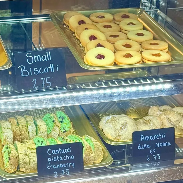 ☀️ Charlotte NC | Girls’ Afternoon Tea at This New Dessert Spot! 🍰