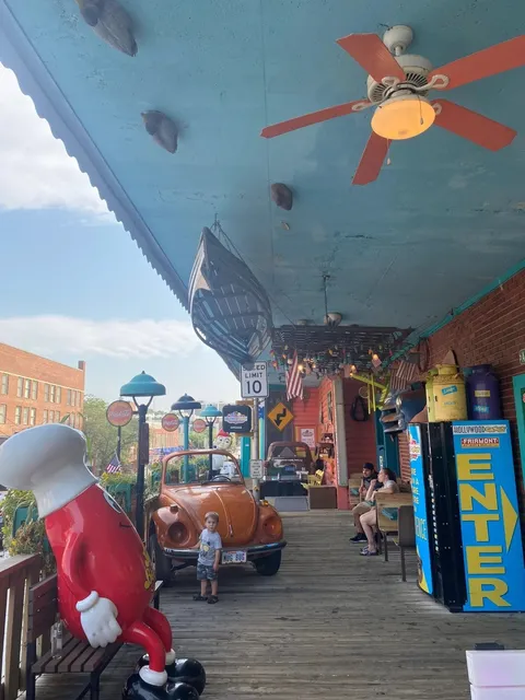 Nebraska 🌽 | Exploring the Border City of Omaha