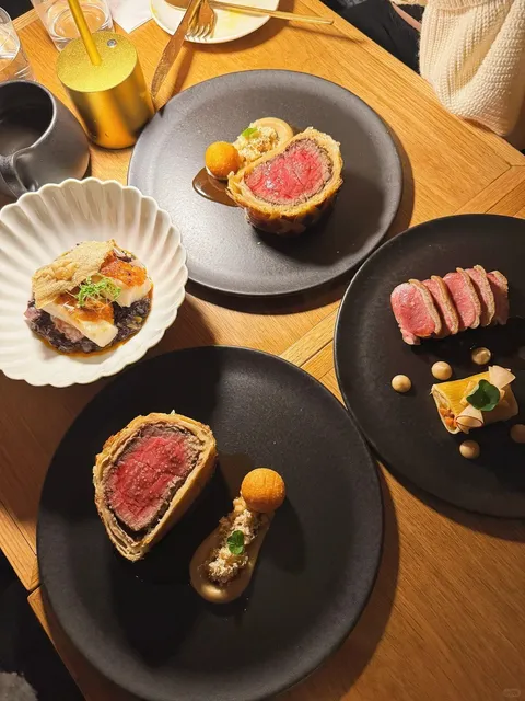 Soogil 💖 Top-Notch Beef Wellington 🥩 and Super Satisfying Foie Gras