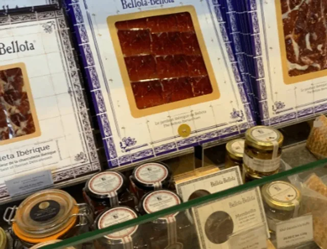 Lyon’s Must-Visit: Marché Paul Bocuse 🍷