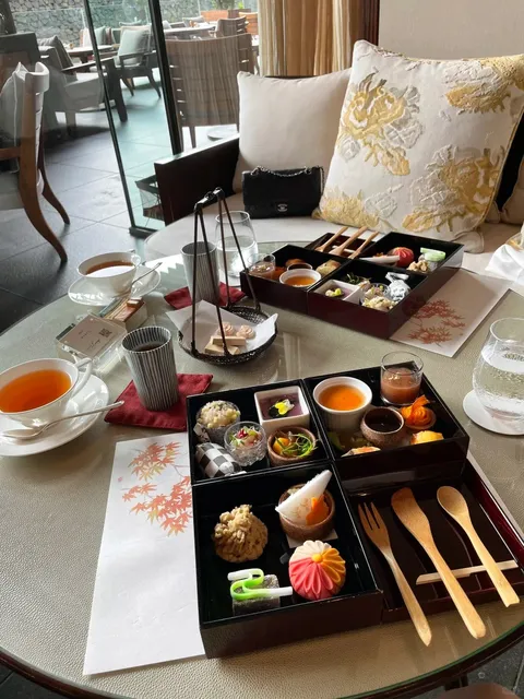 Top 10 Afternoon Tea Spots in Tokyo! (1)🍵