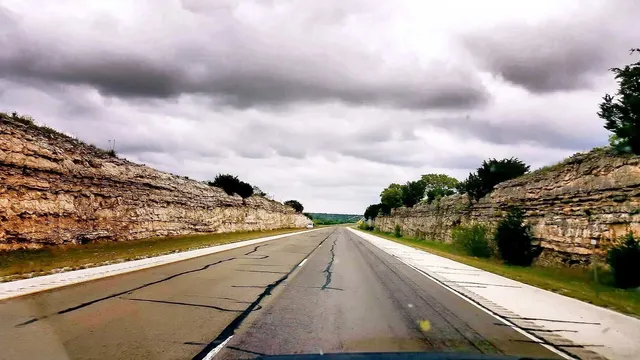 San Antonio Travel Guide: A City of Cultural Fusion & Charm 💥🌈