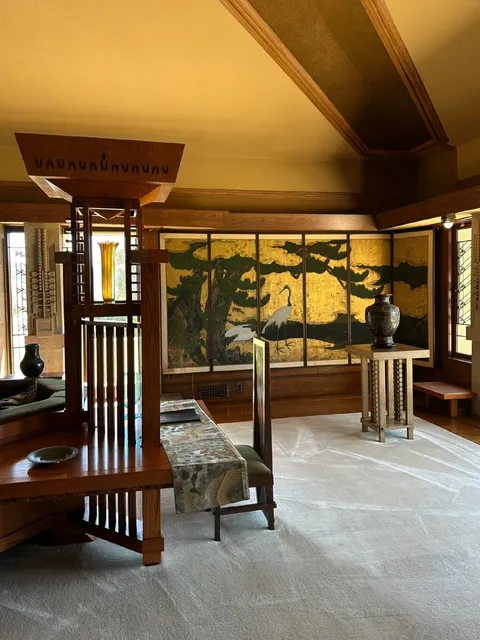 🏡 A Home for an Independent Mother from 100 Years Ago