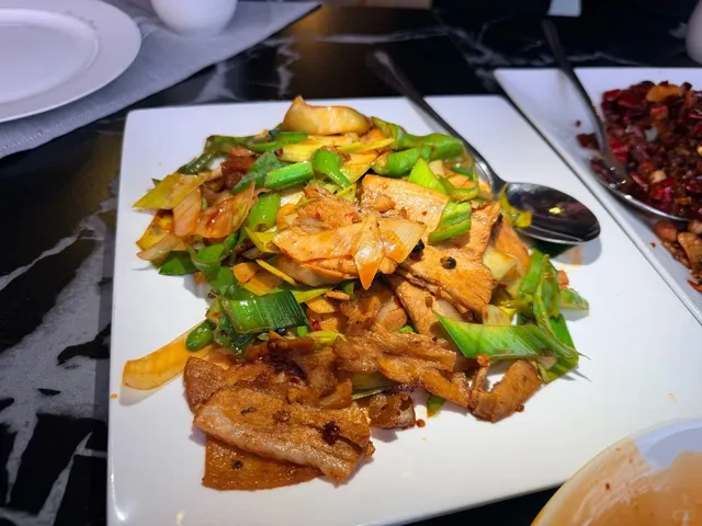 🔥 ATL Eats | A Taste of Home at Lao Sichuan 🥢