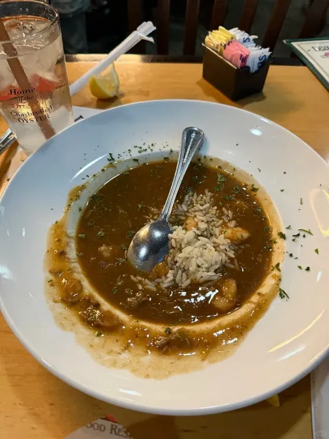 🇺🇸 New Orleans | A Seafood Spot Locals Love!