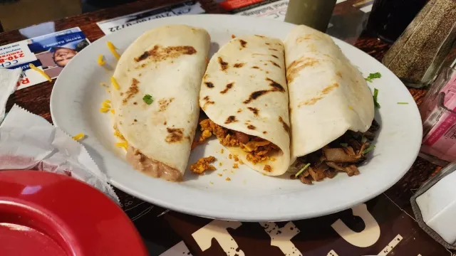 🌮 Can't Spell "Taco" Right, But They Sure Make 'Em Right!