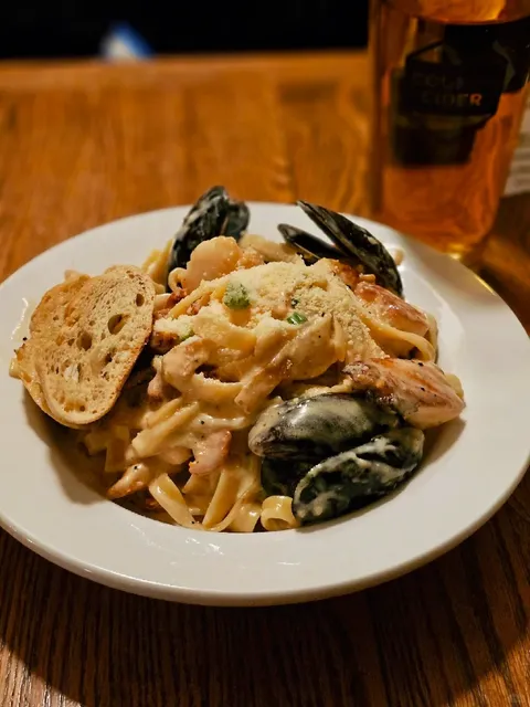 🇨🇦 Ottawa’s Incredible Seafood Pasta Gem… 🍝✨