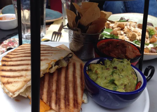 Rising Cafe – Lincoln, NE | Community-Focused Coffee & Comfort Bites