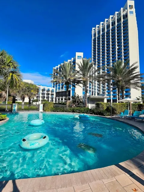 🏟️ This Hilton Hotel Lets You Walk Into Disney World in 5 Minutes! 🎢