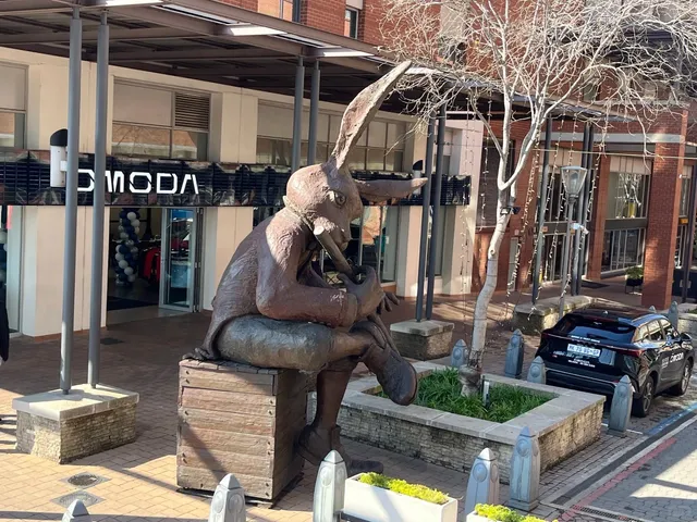 🇿🇦 Johannesburg Red Bus Tour | The Safest Way to See the City 🚌✨