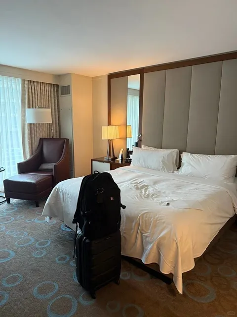 The Most Satisfying Budget-Friendly Hotel So Far 😭✨