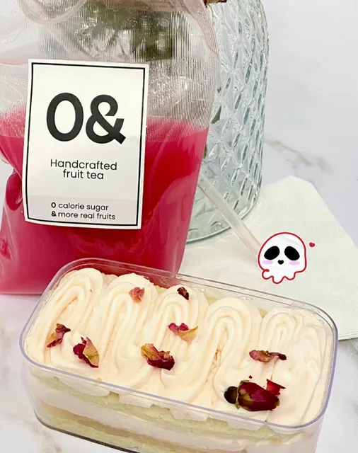 Big Internet celebrity ZERO& Fruit Tea is finally in Boston!