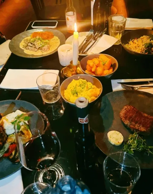 Has an amazing atmosphere