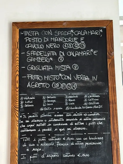 🇮🇹 This Turin Seafood Spot Rivals the Mediterranean! 🌊