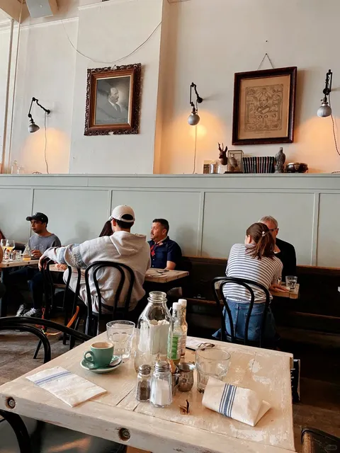 Seattle | Delicious & Aesthetic Brunch at Oddfellows ☕️