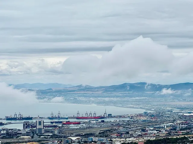 Encounter the Romance at the End of the World