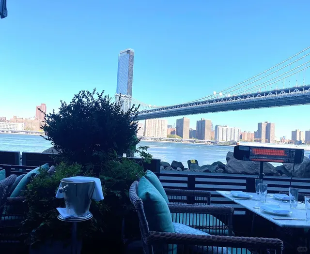 New York Food | Dumbo Outdoor Restaurant Cecconi’s ✨