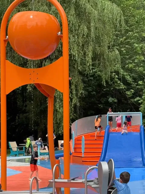 🇨🇦 ​​Maple Ridge's Brand New Splash Park is NOW OPEN!​​ 💦🎉