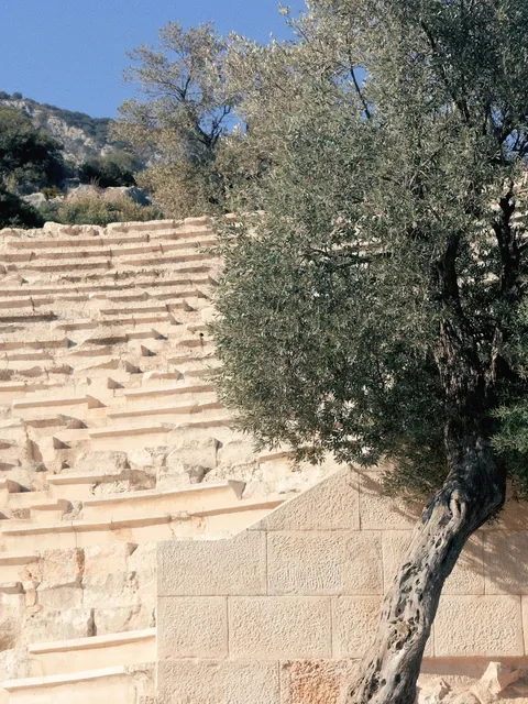 A Timeless Marvel of Roman Engineering in Turkey 🌅✨（2）