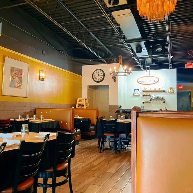 Chicago’s Amazingly Affordable Steakhouse 🥩