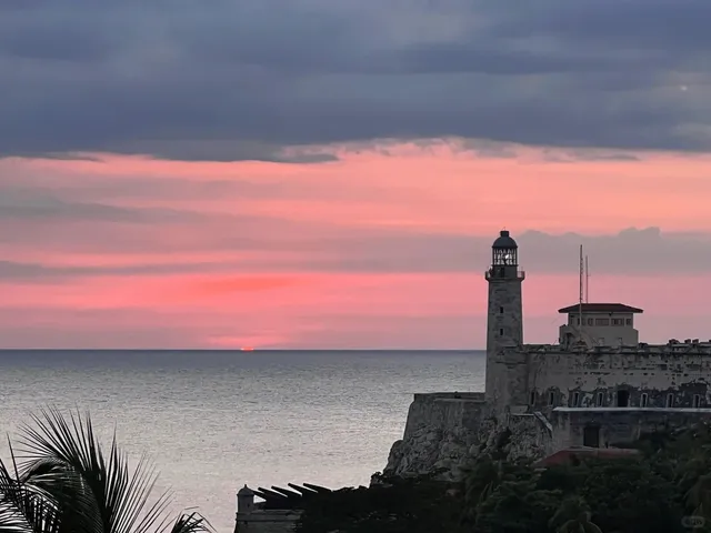 🌅💥 Sunset and Cannon Firing at Morro Castle 