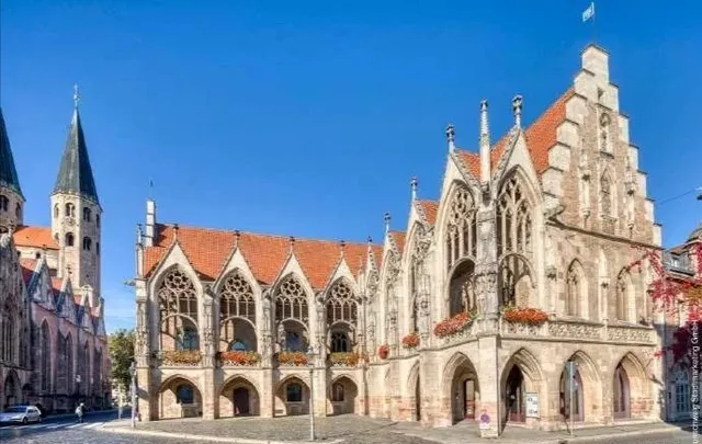 🇩🇪 Brunswick (Braunschweig): The Lion City of Germany 🦁✨