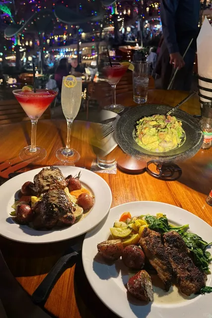 Memorable Food & Drinks in Texas – San Antonio Edition 🍴✨